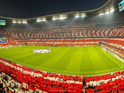 黑白体育直播-中超联赛大连人对阵广州恒大的交锋历史与预测