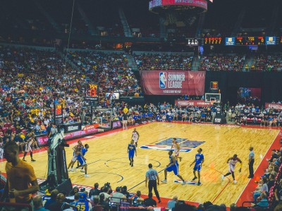 黑白体育直播-世俱杯时间统一调配机制在多时区赛事中的实践分析